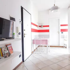 Apartment Peaceful In The Heart Of, Bologna