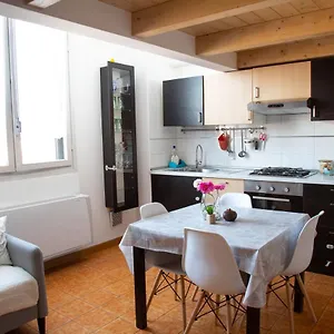Apartment Porta Galliera, Bologna