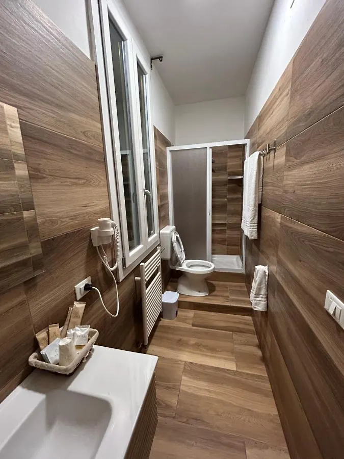 B&B Night City Boloňa 0*,